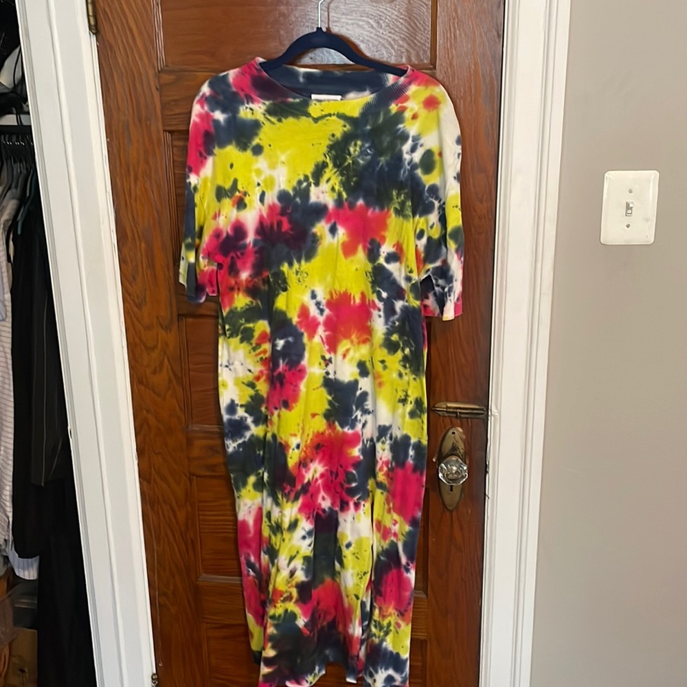 Gently worn! Urban Outfitters tye-dye T shirt dress with slit